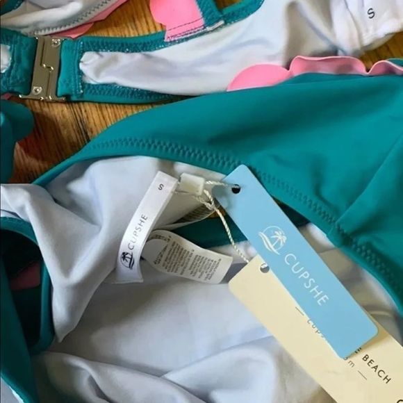 Cupshe bikini - Picture 3 of 3